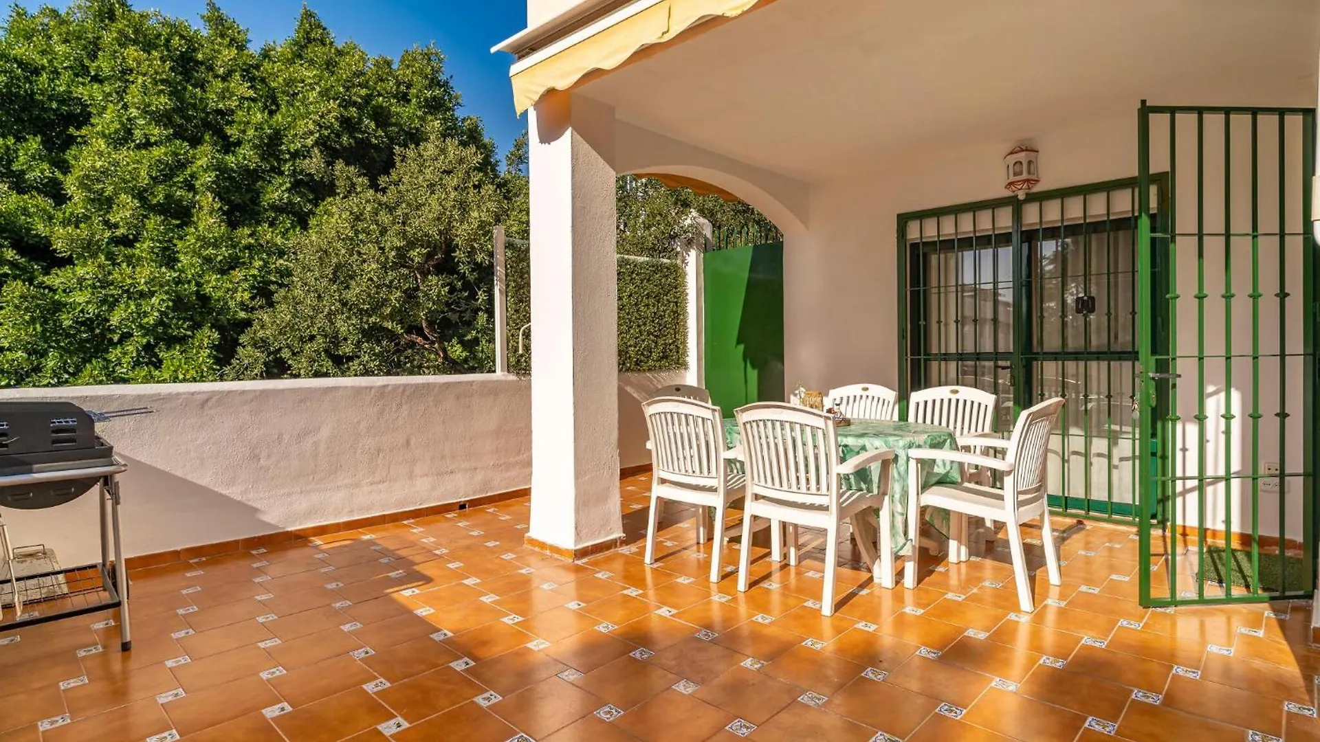 Stunning Apartment In Benalamdena With Kitchen Benalmadena